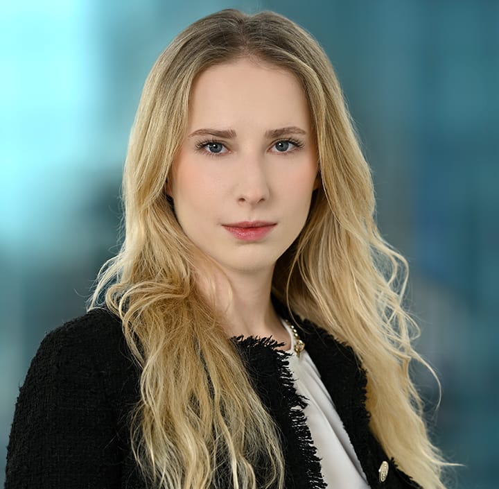 Martyna Kwiatek - Associate - JDP Law Firm