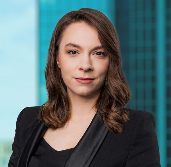 Natalia Szewczyk - Associate - JDP Law Firm