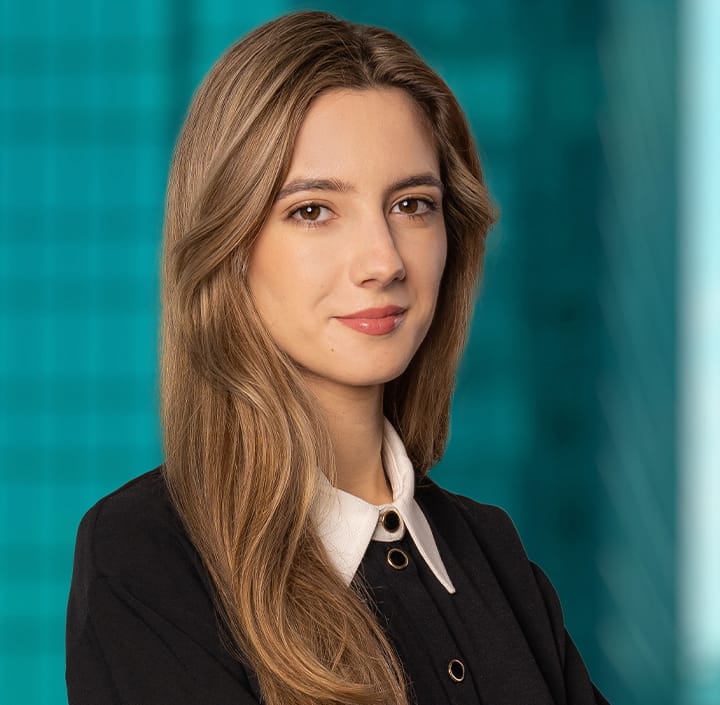Karolina Pomarańska - Associate - JDP Law Firm